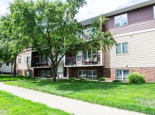429 State St APT 201, Mankato, MN 56001
