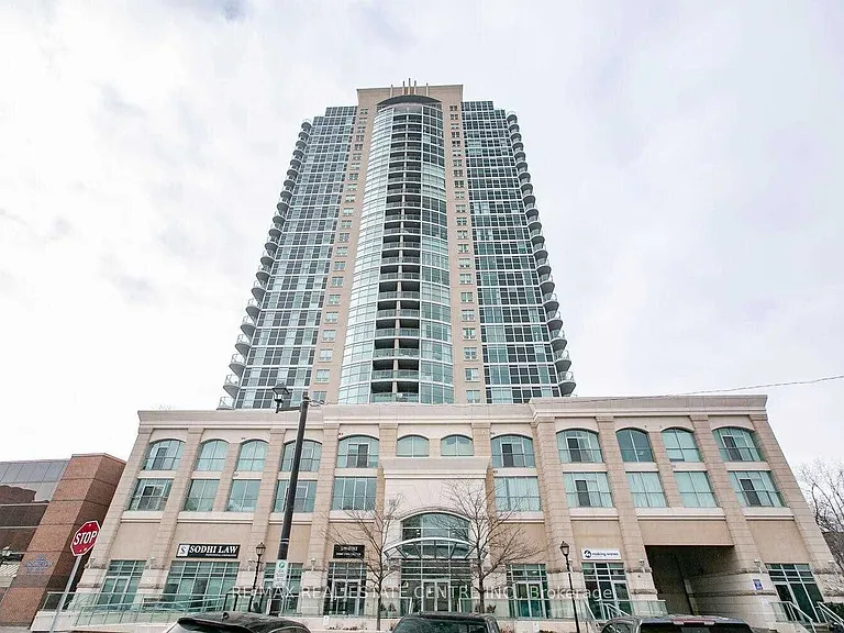 9 George St N #814 — Photo 1