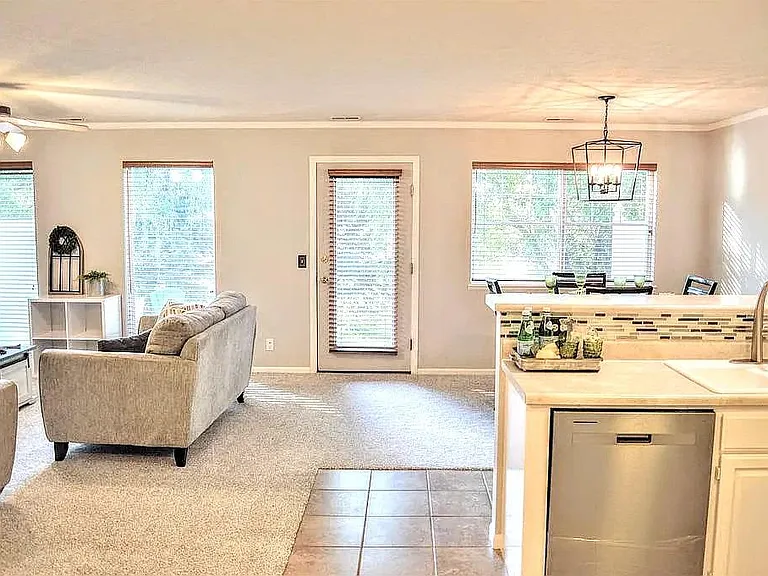 8900 Sicily Ln — Photo 1