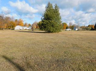 16 Hazel State St, Arcadia, MI 49613