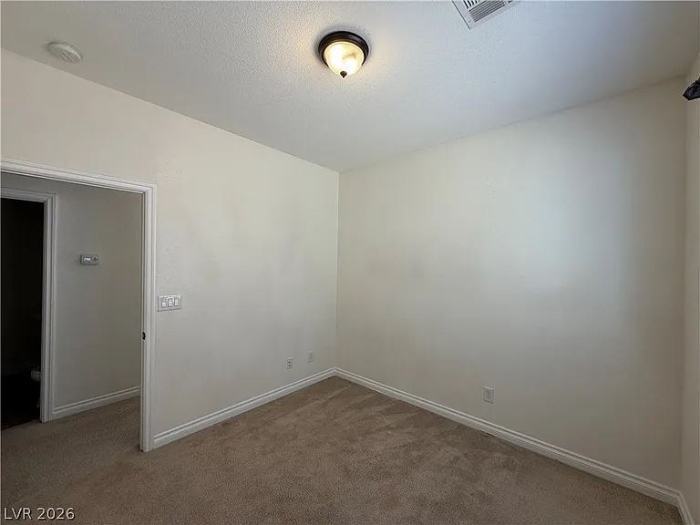 4723 Killington St — Photo 10