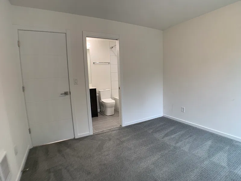 3 bed, 2.0 bath, 1591 sqft, $2,900 — Photo 4