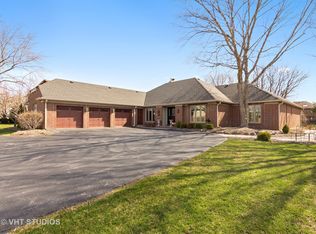 303 Brian Ln, Prospect Heights, IL