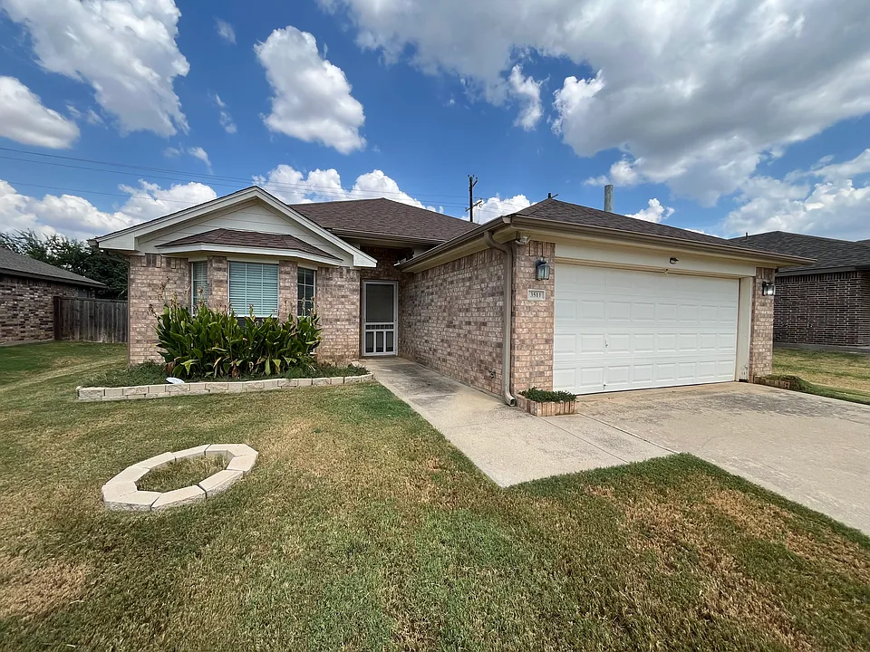 3511 Austin St