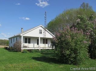 4652 Stagecoach Rd, Pleasant Plains, IL 62677