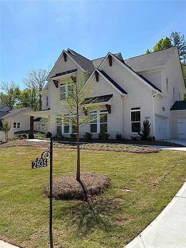 2935 Shoalwood Dr Photo 1