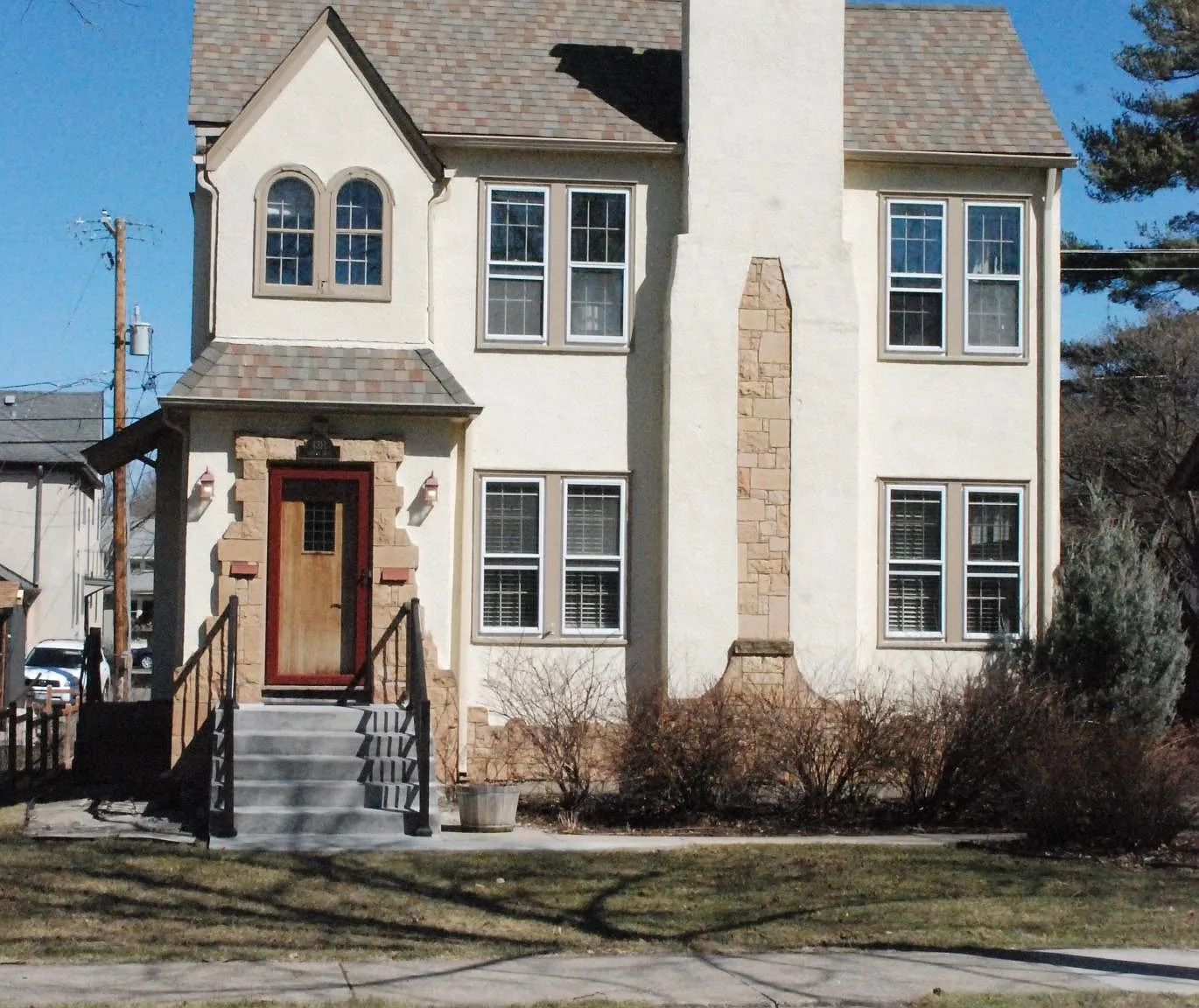 4311 Abbott Ave S — Photo 1