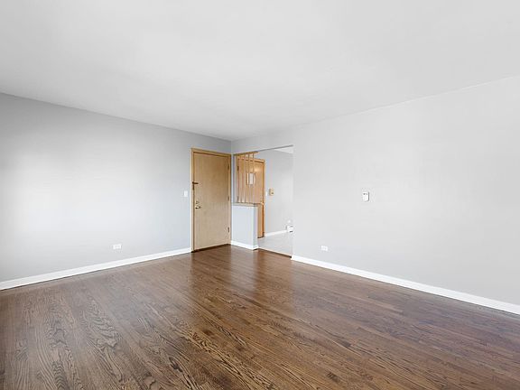 3rd image of 6925 N Rosemary Ln #1 & 3