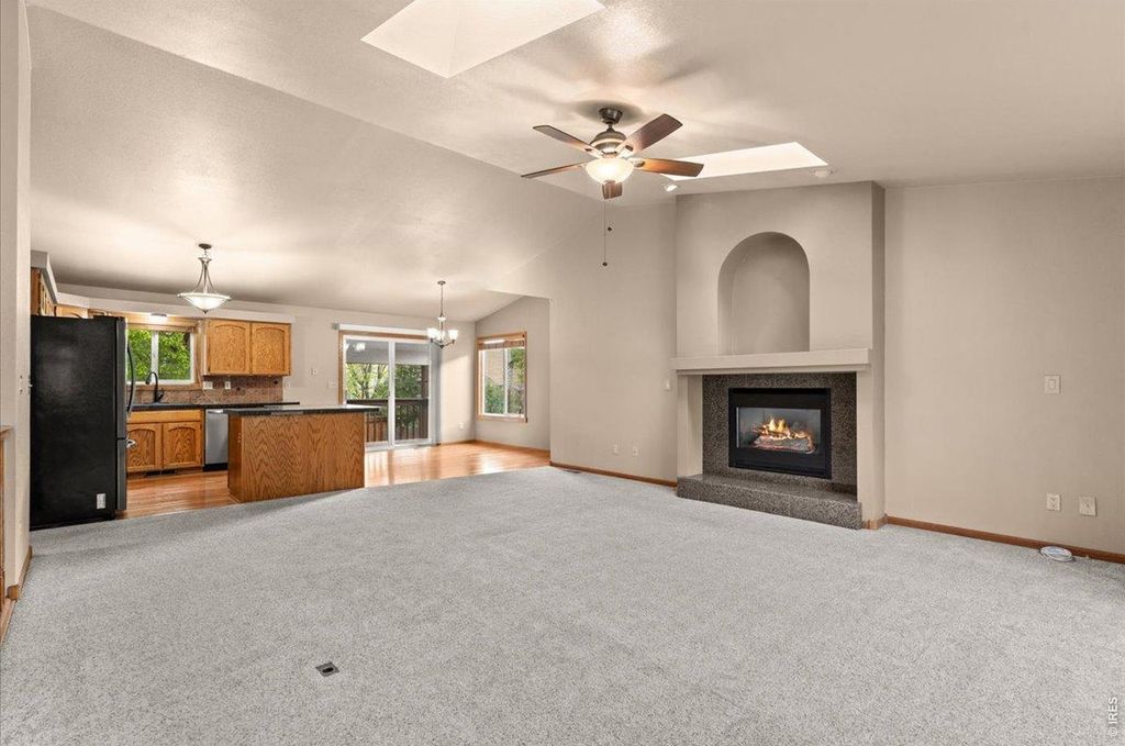1071 Centennial Dr