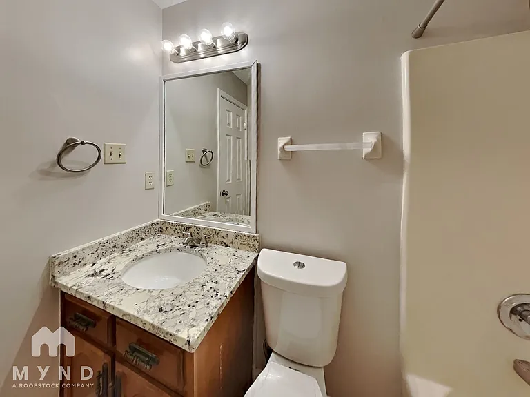 3946 Misty Lake Cv — Photo 16