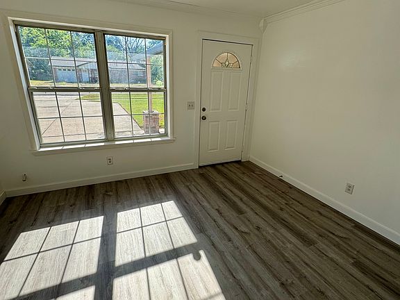 3rd image of 507 N Washington Ave
