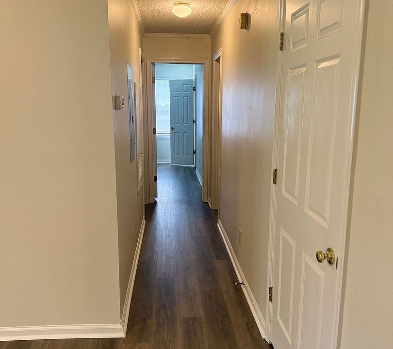 1st image of 403 Wormwood Ln #C