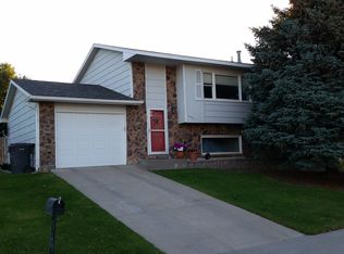 2501 Fertig Dr, Wheatland, WY 82201