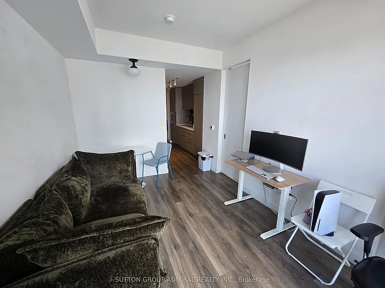 215 Queen St W #1802 — Photo 5