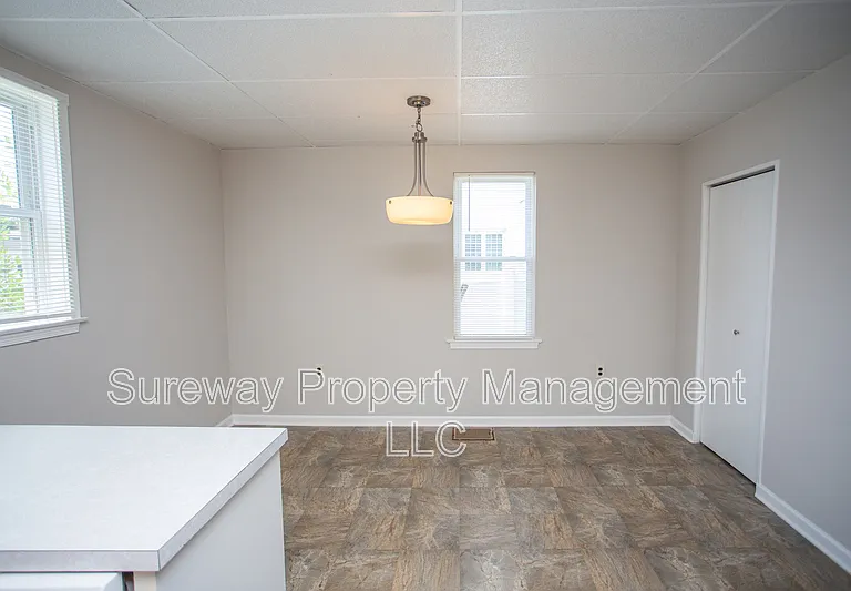 509 S Main St #B — Photo 9