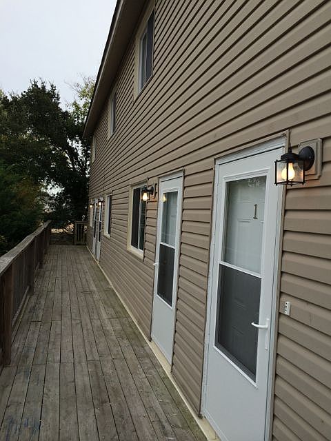 2nd image of 9636 Hansford Pl APT 1