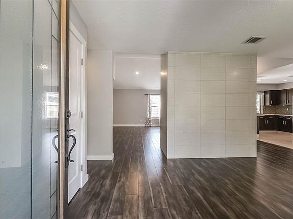 5th image of 21411 Park Bluff Dr