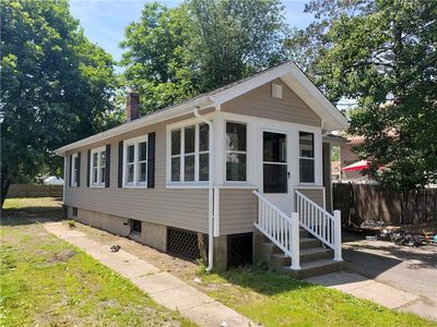 146 Massachusetts Ave, Warwick, RI, 02888