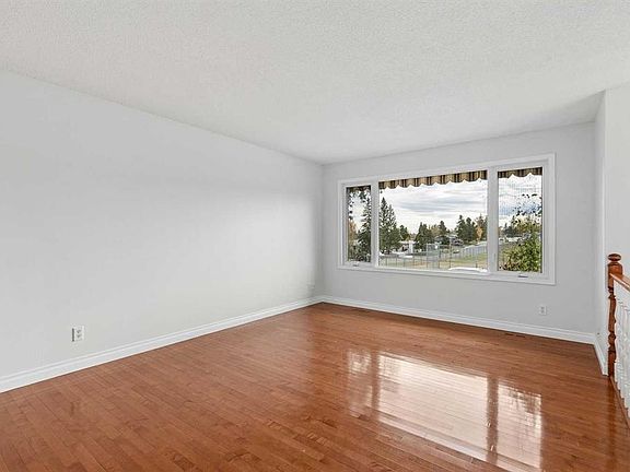 2nd image of 808 S Stonehaven Rd SW