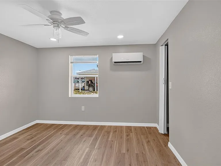 18015 1st St E #A — Photo 16