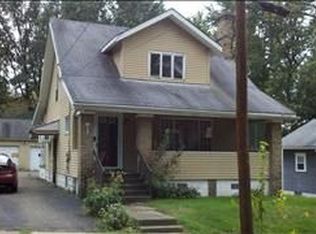 220 E Paige Ave, Barberton, OH 44203