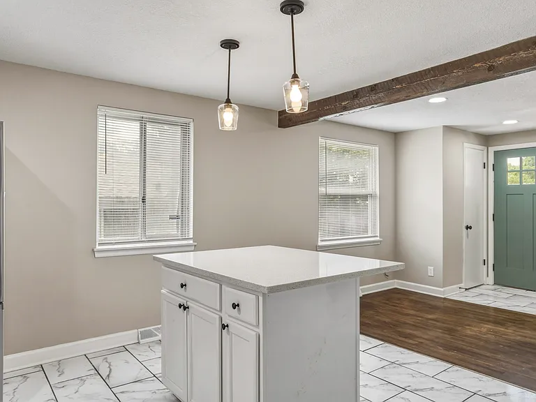 4907 N Fremont Ave — Photo 5