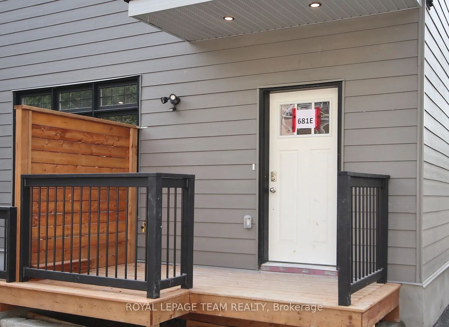 3 bed, $2,900 — Photo 2