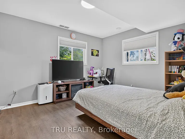 2376 Kinburn Side Rd — Photo 32
