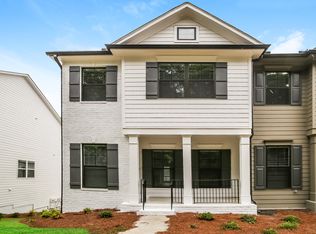 580 Elliston Pl, Ball Ground, GA 30107