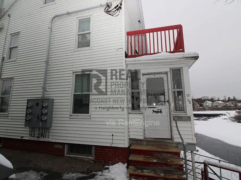 17 Bridge St #4 — Photo 1