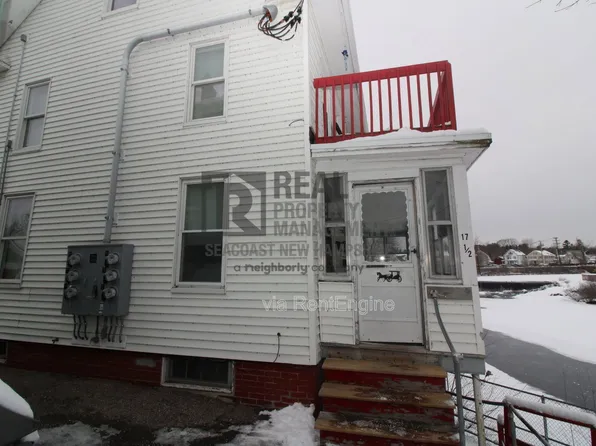 17 Bridge St #4, Rochester, NH 03867