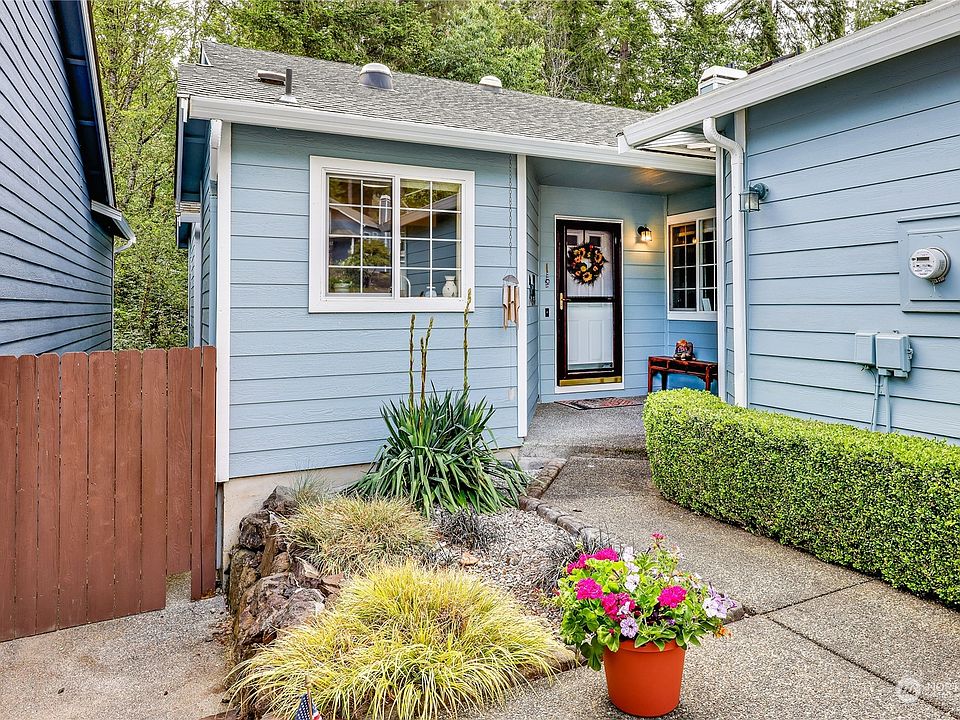 1st image of 10892 Tulip Place NW