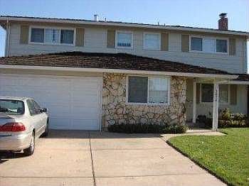 1st image of 3879 De La Cruz Blvd