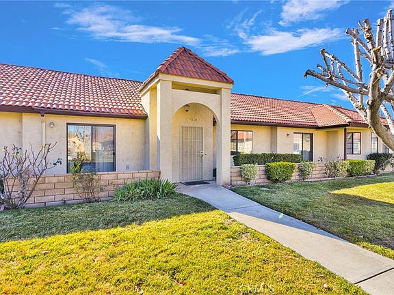 2nd image of 19228 Cottonwood Dr