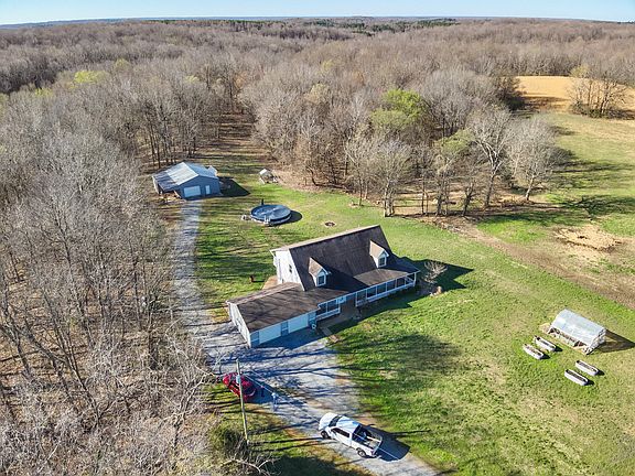 2nd image of 500 Farm Rd