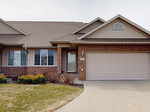 2nd image of 125 E Tartan Dr