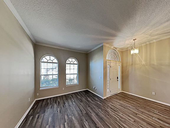 4th image of 2062 Spoonbill St