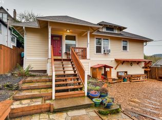 916 12th St, Oregon City, OR 97045