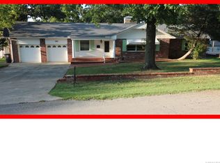 2812 Sheridan Rd, Bartlesville, OK 74006