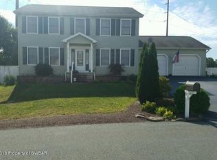 30 Costello Cir, Avoca, PA 18641