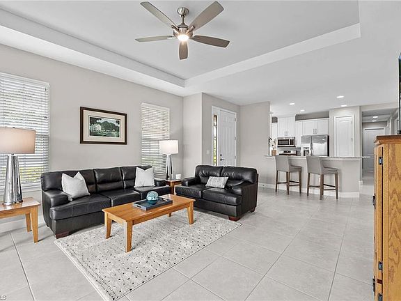 3rd image of 8091 Calle Canovas ST