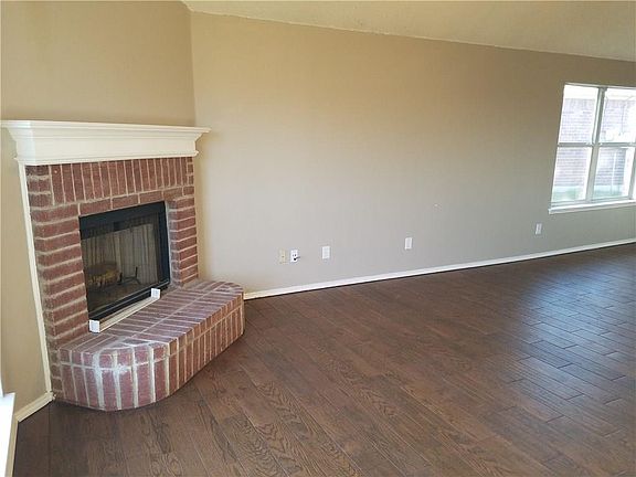 4th image of 4573 Wheatland Dr