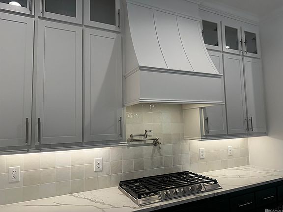 4th image of 36155 Belle Parc Ave