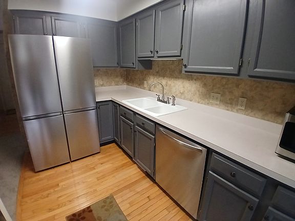 2nd image of 105 Hiddenwood Dr