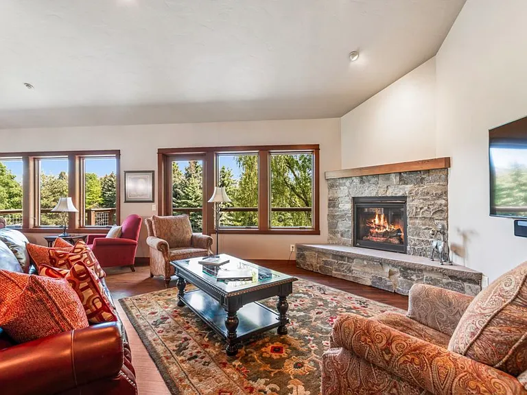 310 & 312 Fairway Dr — Photo 11