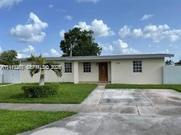 11450 SW 42nd Ter, Miami, FL 33165