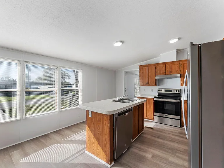 150 Pegasus Ct — Photo 35