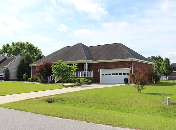 3rd image of 305 Marlin Ln