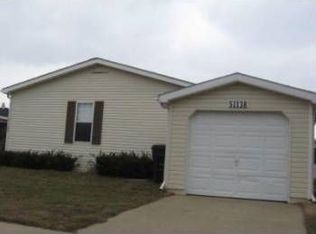 51138 Colony Ln, Belleville, MI