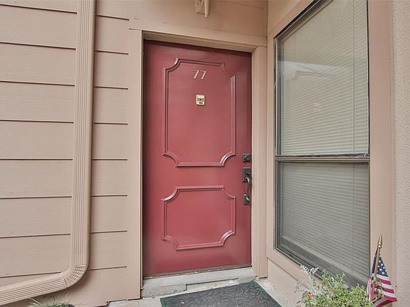 4th image of 2125 Augusta Dr APT 77